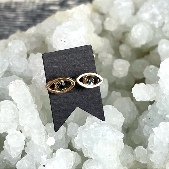 🖤 Magic Eye Post Earrings 🖤 Golden Metal with Blue Grey Glass ✨👁️👁️✨ - Picture 2 of 4